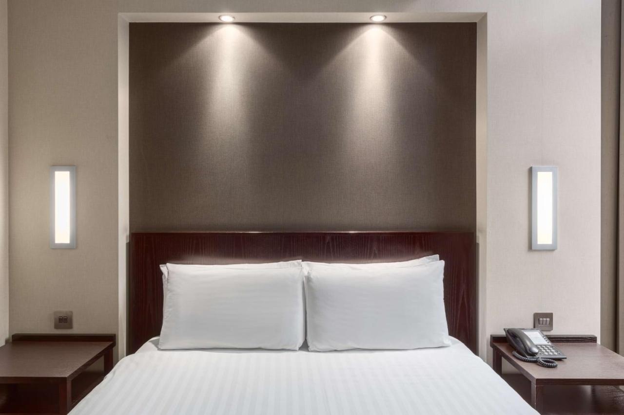 ホテル Nh London Kensington 部屋 写真
